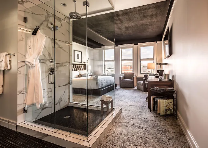 Goodwin Hotel 3*